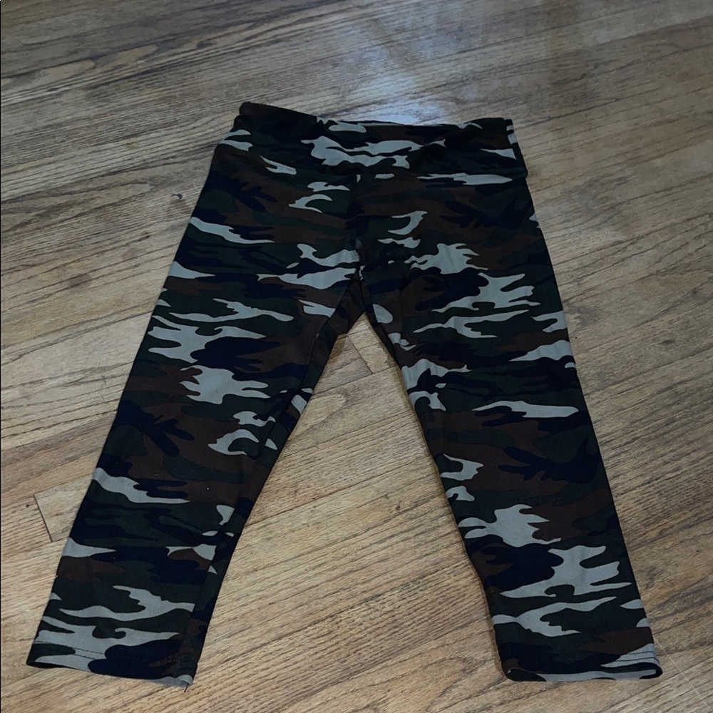 Camouflage Capri Leggings